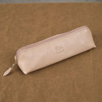 Il Bisonte Accessories Wallets Pencil Case in Caffe Latte Caffe Latte / 8" L X 1.25" H X 1.5" D