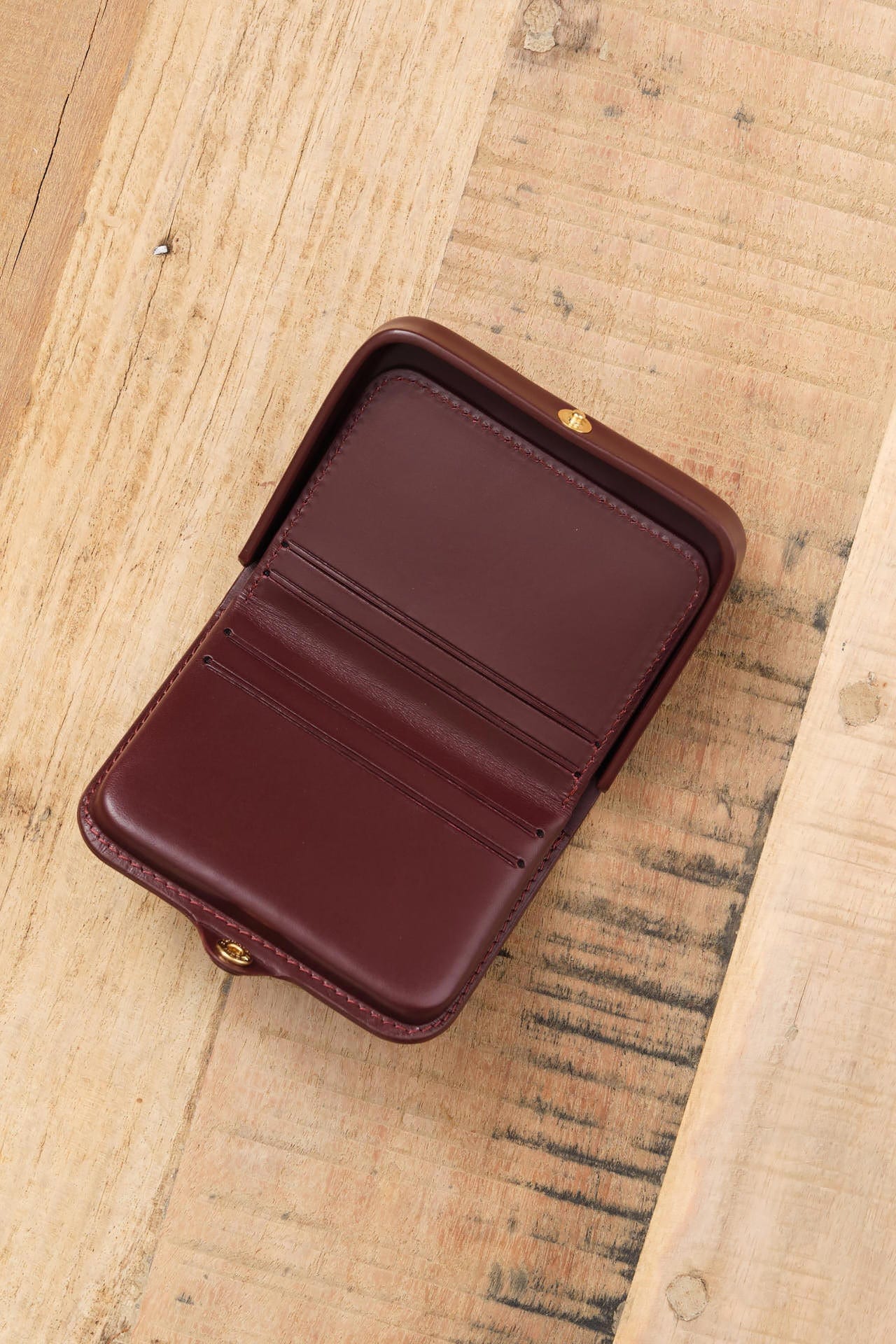 Iriarte Iriarte Accessories Wallets Jules abcd Wallet in Burgundy Burgundy