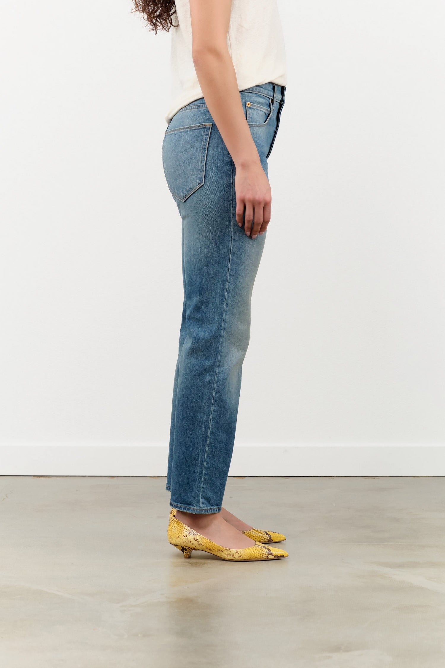 Jamie Haller Apparel Womens Denim The Kenickie Jean in Distressed Indigo