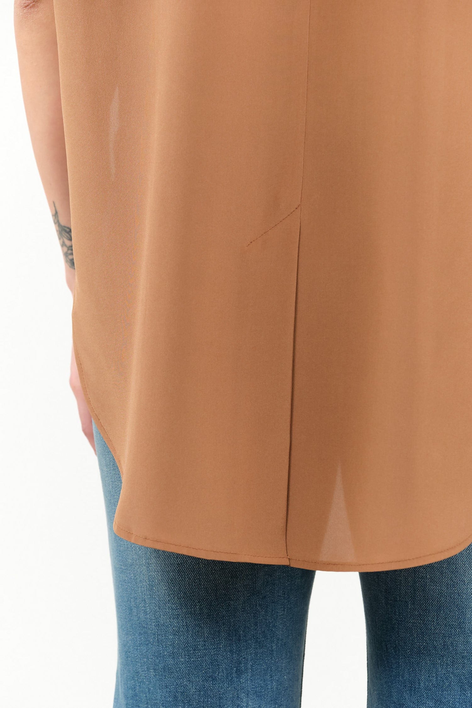 Jamie Haller Apparel Womens Blouses The Reiki Sleeveless Shirt