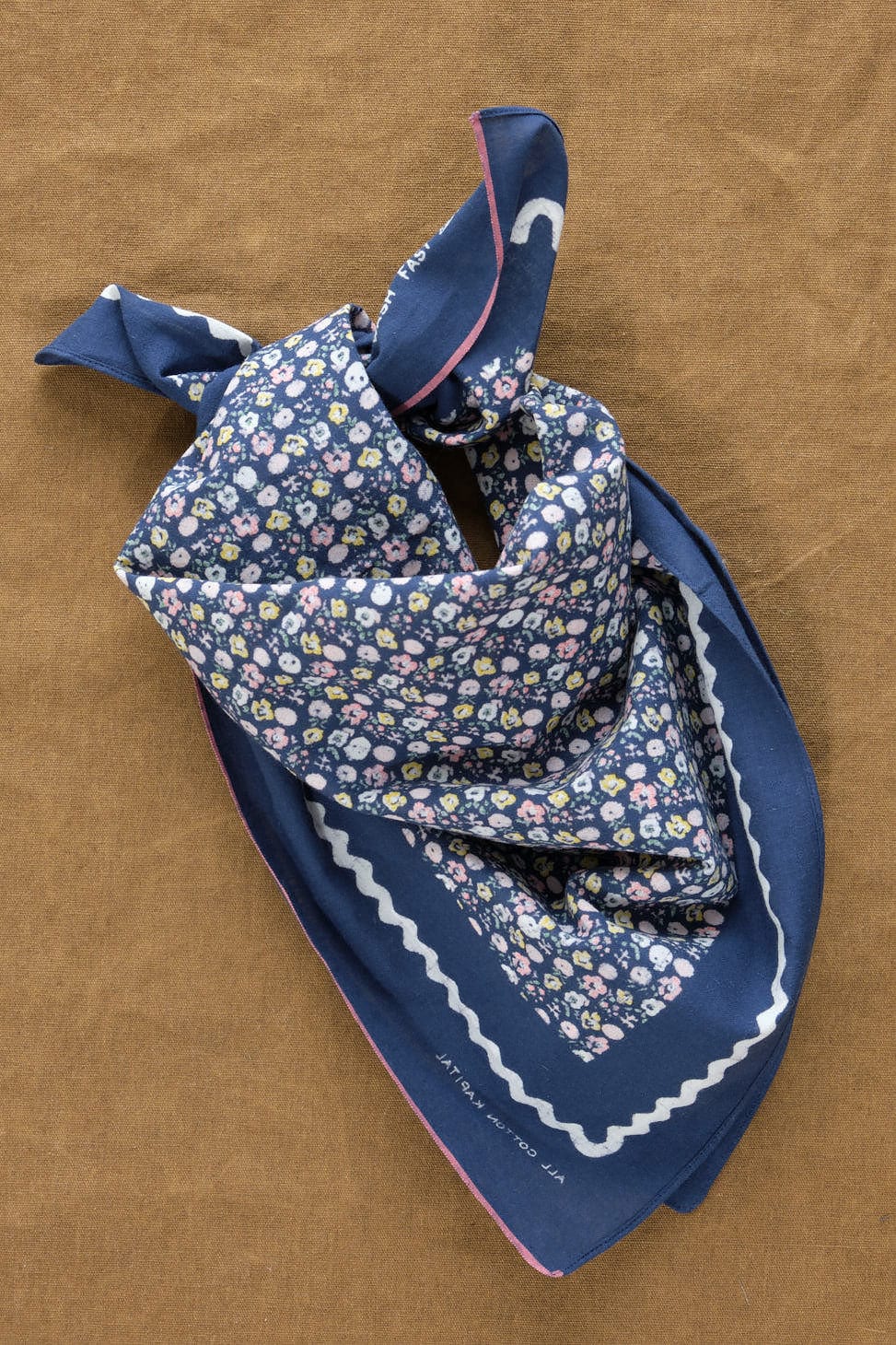 Fastcolor Selvedge Bandana SKULL & FLOWER in Navy