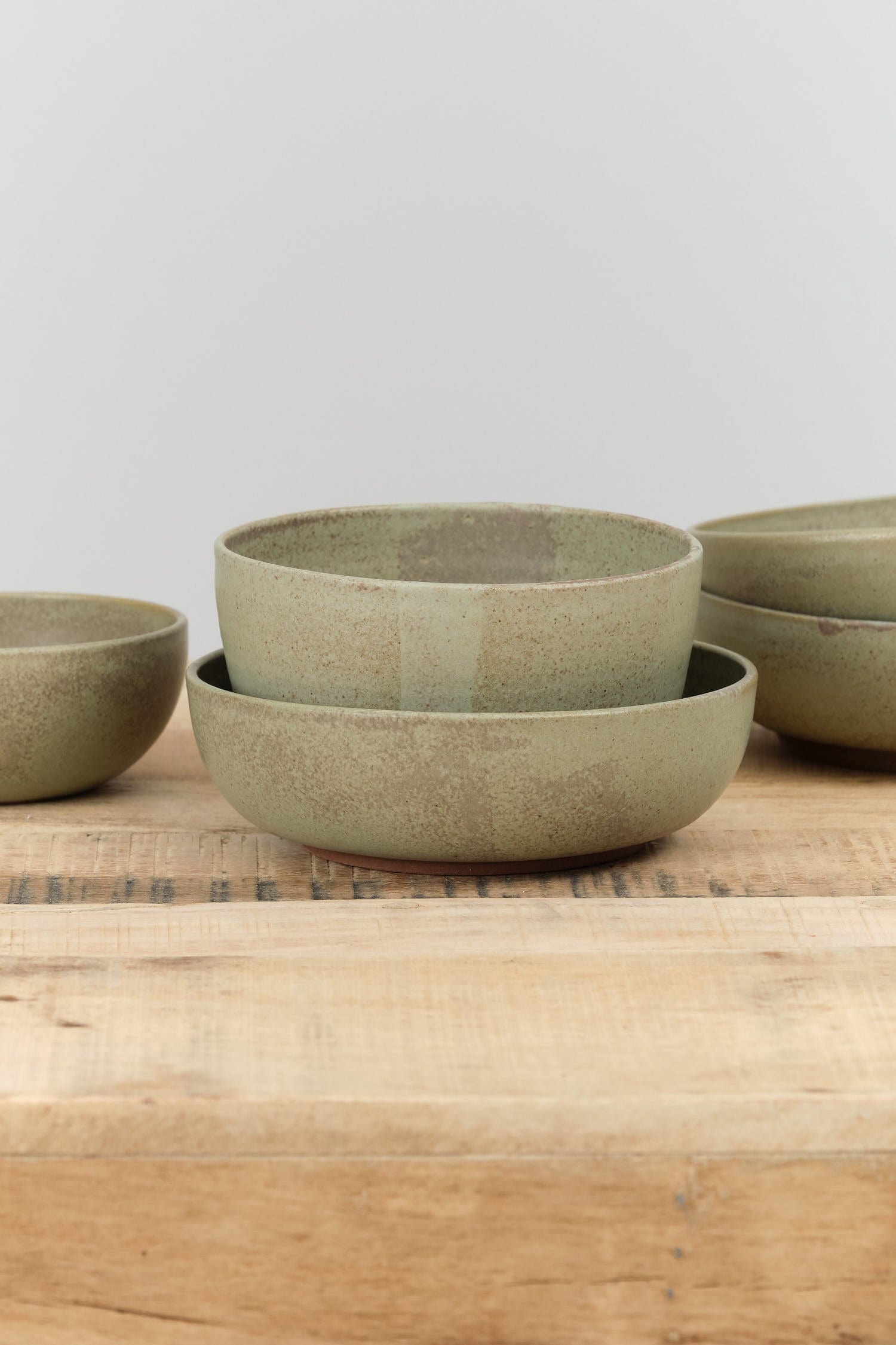 Kati Von Lehman Home Kitchen Dishware Shallow Ramen Bowl in Jade Jade / 7.5" Dia X 2.5" H