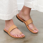 KikaNY Accessories Womens Shoes Toe Loop Sandal in Natural