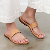 KikaNY Accessories Womens Shoes Toe Loop Sandal in Natural