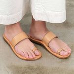 KikaNY Accessories Womens Shoes Toe Loop Sandal in Natural