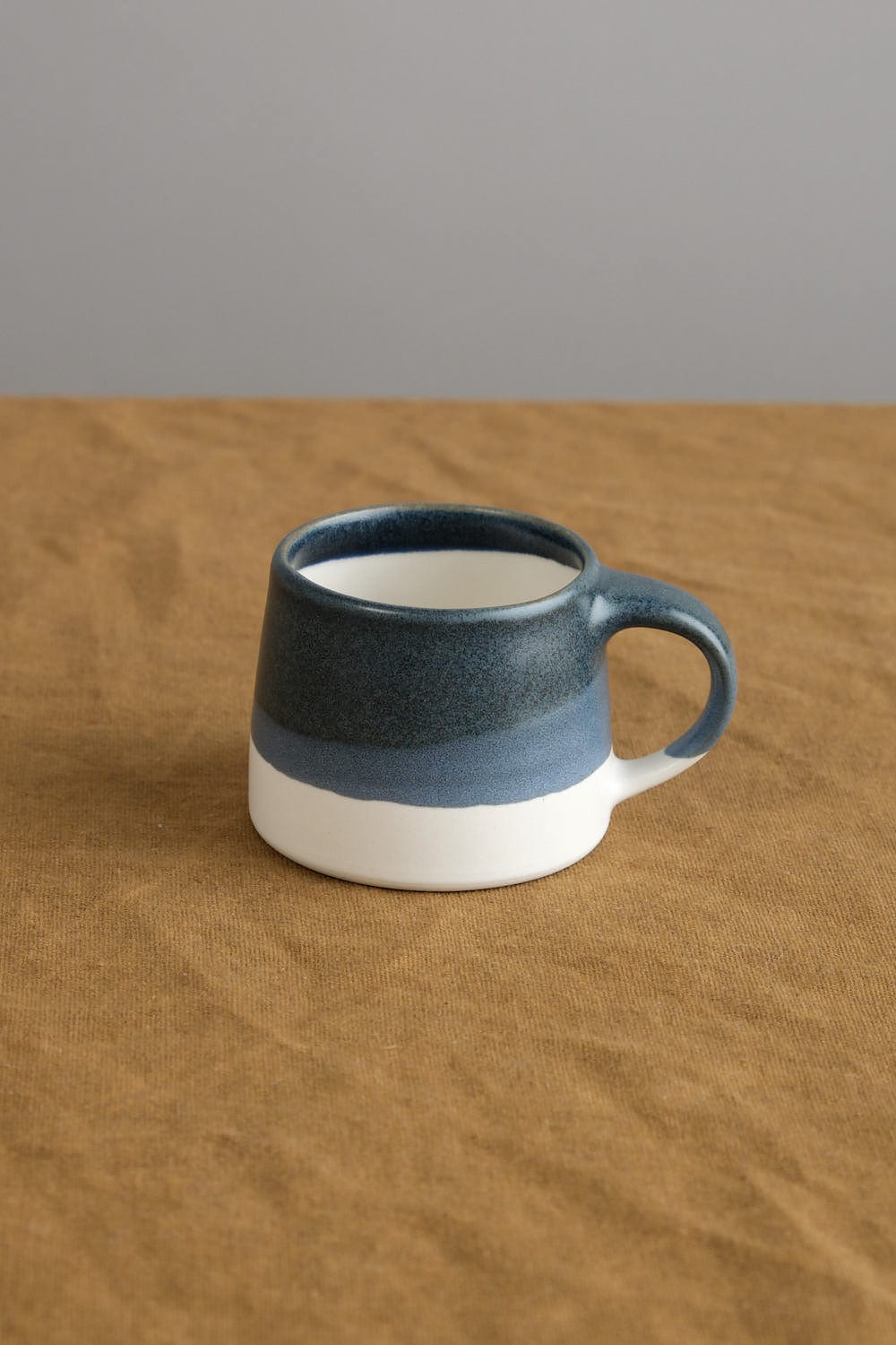 Kinto Home CoffeeTea 4 oz Slow Coffee Style Mug Navy x White / 4 oz