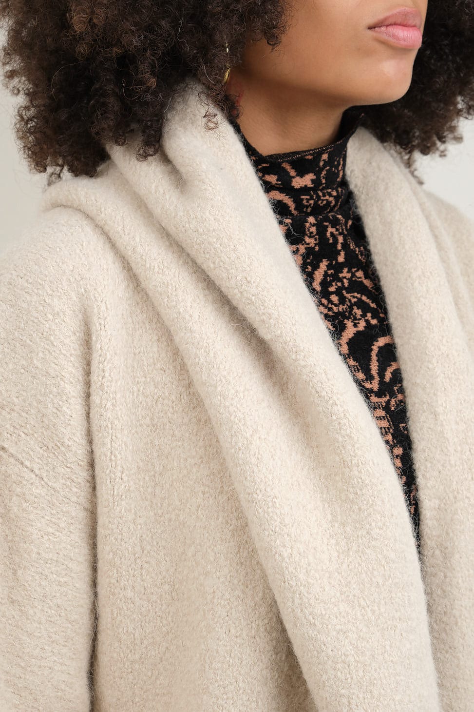 Collar on Capote Coat in Antique
