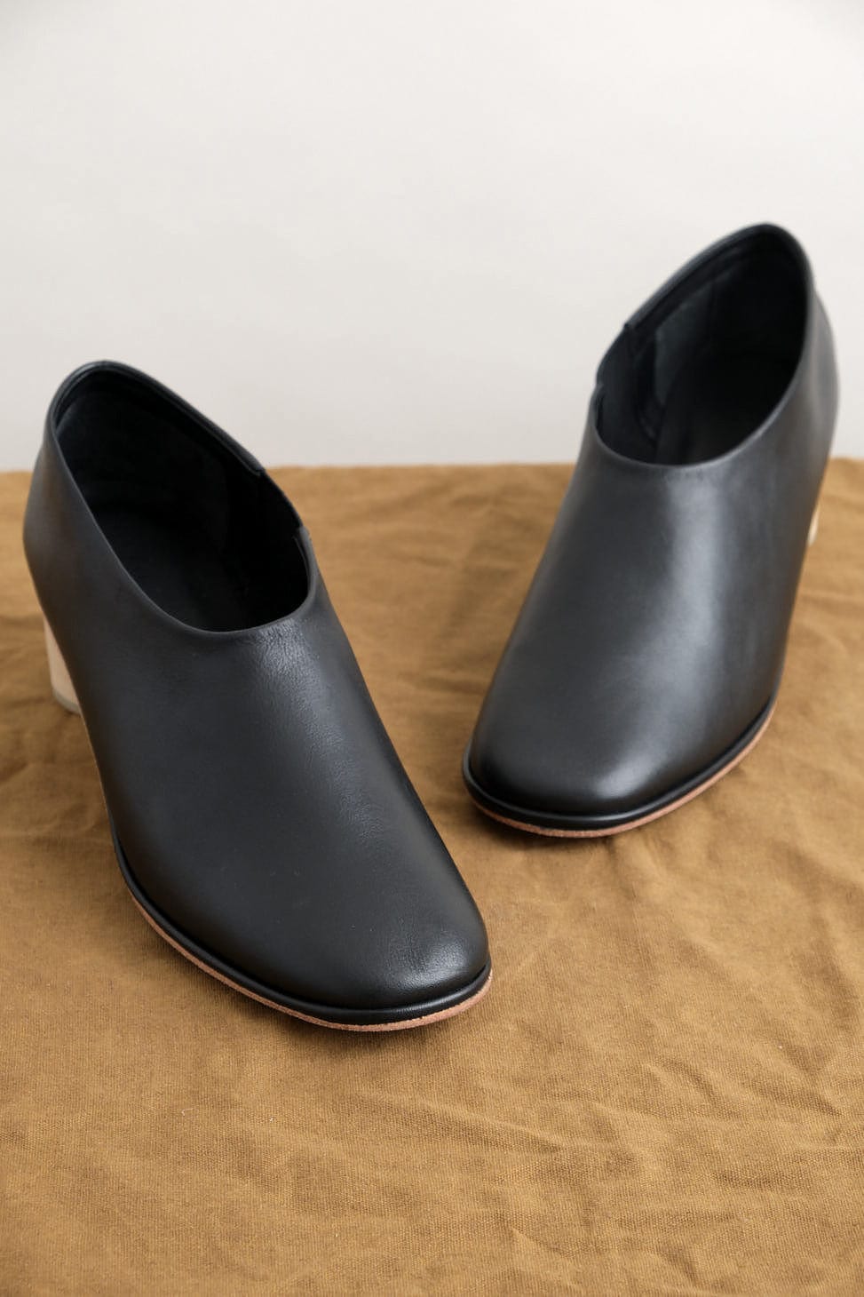 Front of Dowel Heel