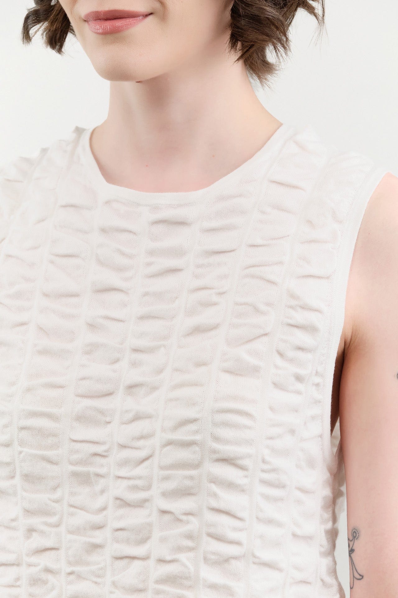 Lauren Manoogian Apparel Womens Sweaters Ruche Shell in White