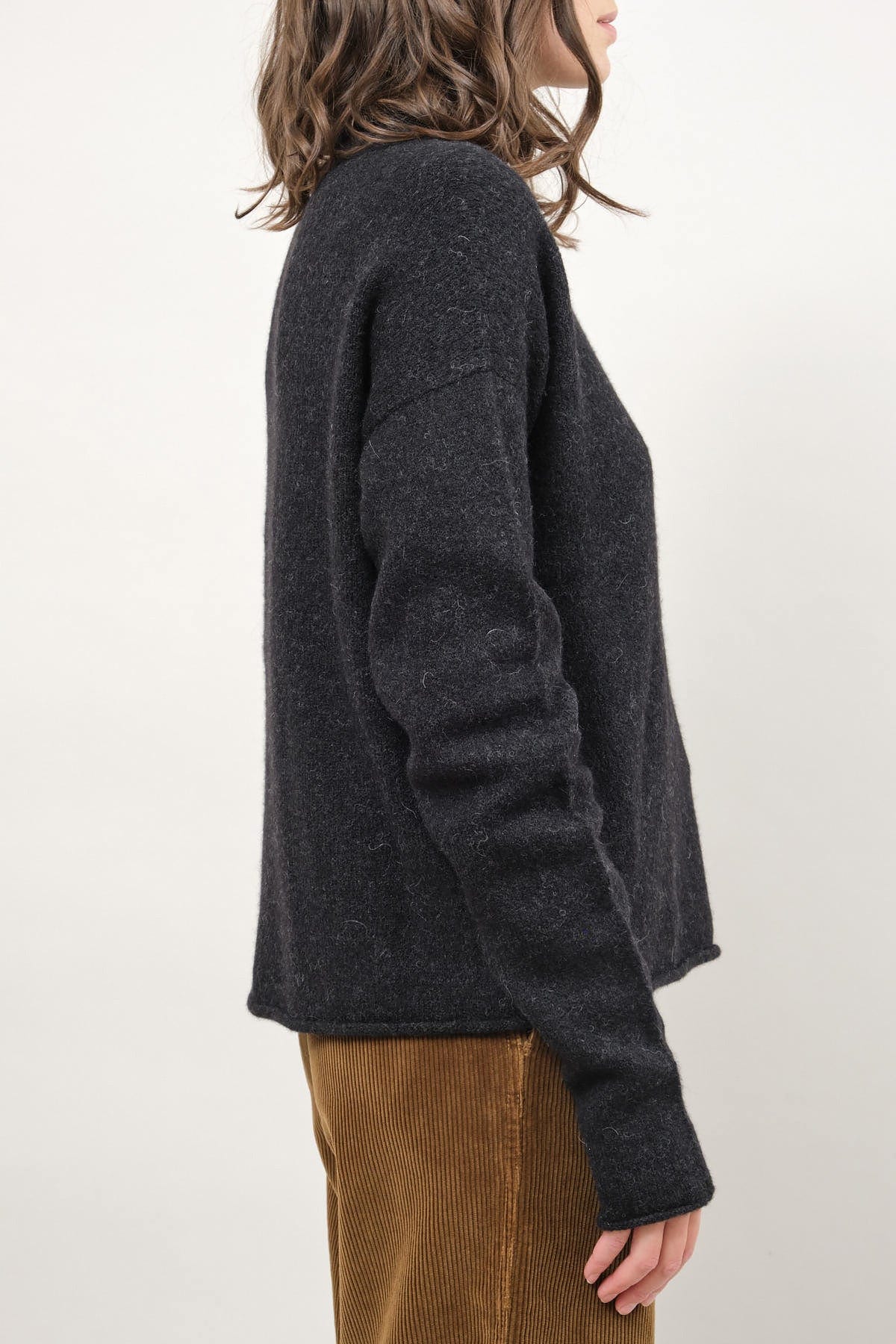 Side of Soft Crewneck in Black Melange
