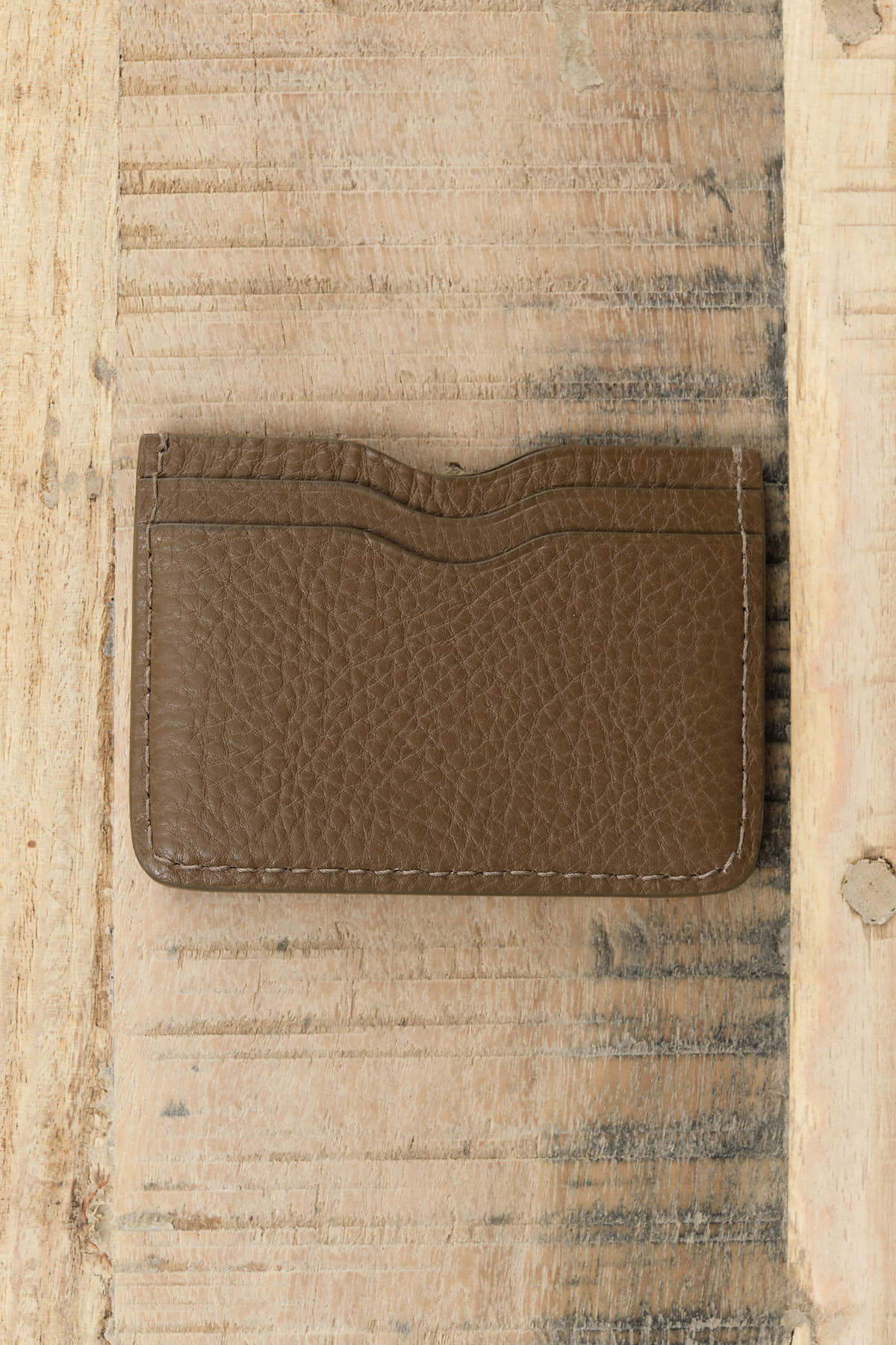 Lindquist Accessories Wallets Akira Wallet in Otter Otter / 3.25” H x 4.25” W