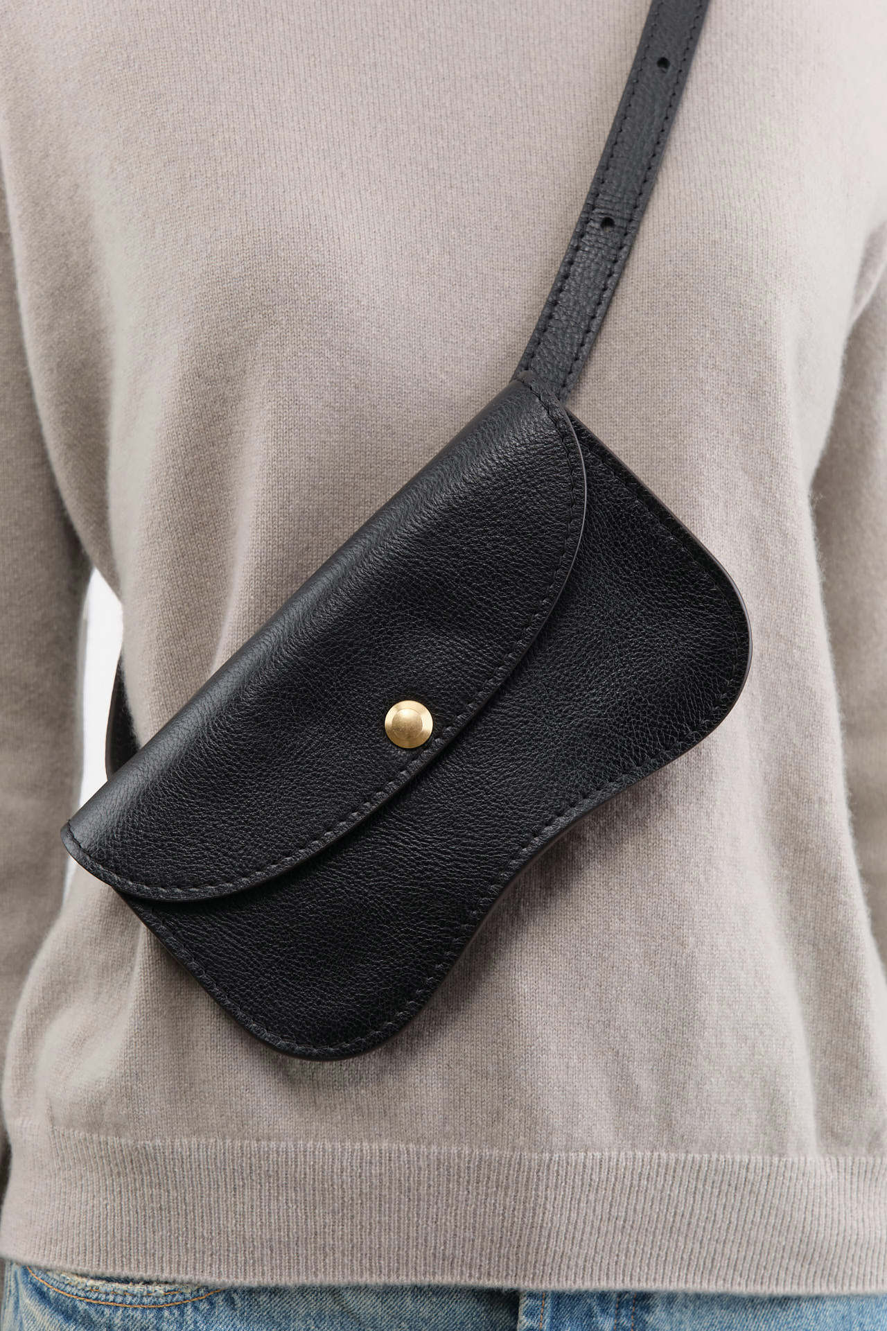 Lindquist Accessories Bags Faba Bag in Black Black / 4" H X 7.5" W X 1.5" D