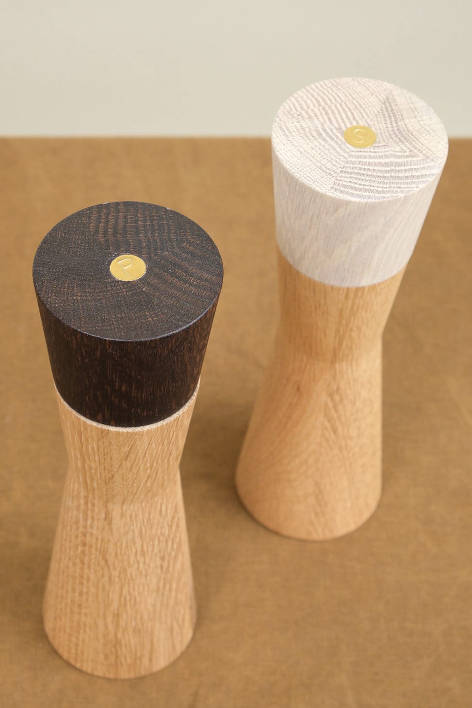 Lostine Home Kitchen Serving Salt and Pepper Mill Set White Oak / 9" H X 3 "D