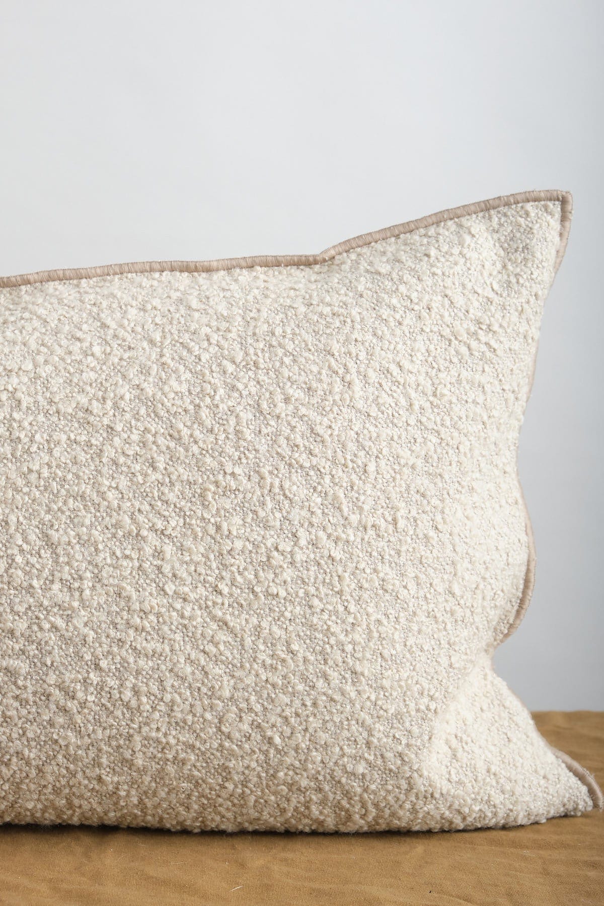 Maison De Vacances Home Pillows 16" x 24" Canvas Wooly in Naturel Naturel / 16" X 24"