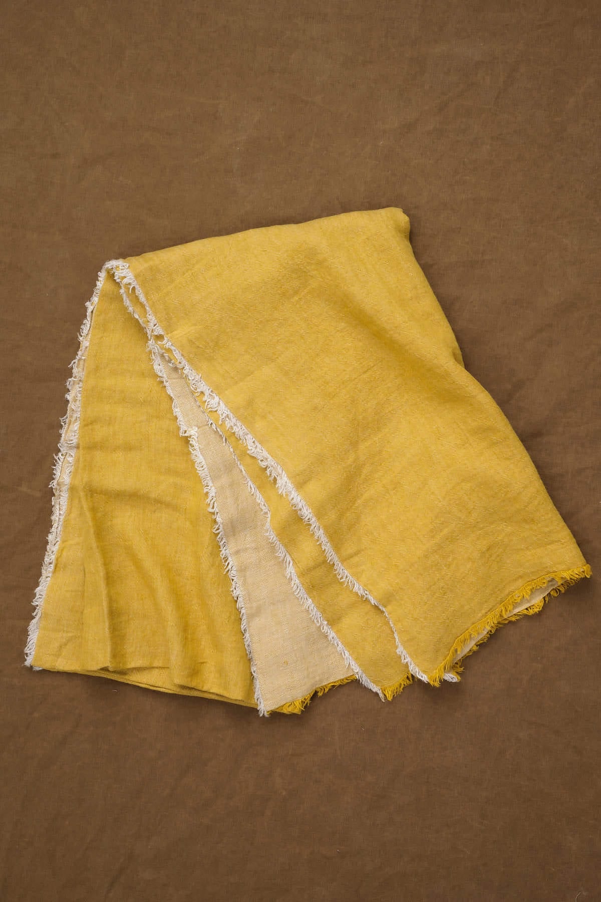 Maison De Vacances Home Throws Crumpled Washed Linen Vice Versa Fringed Throw in Ocre Ocre/Givre / 55" x 98.5"