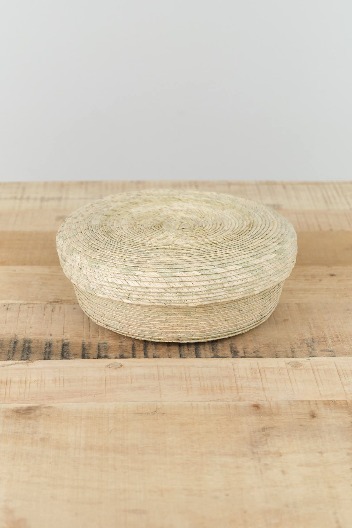 Makaua Home Baskets Tortillero Basket with Lid Natural / 8" D X 3" H