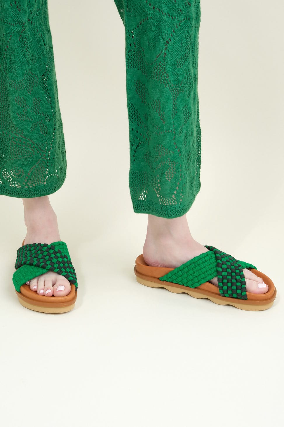 Crossover Wave Sole Sandal in Green/Dark Green styled