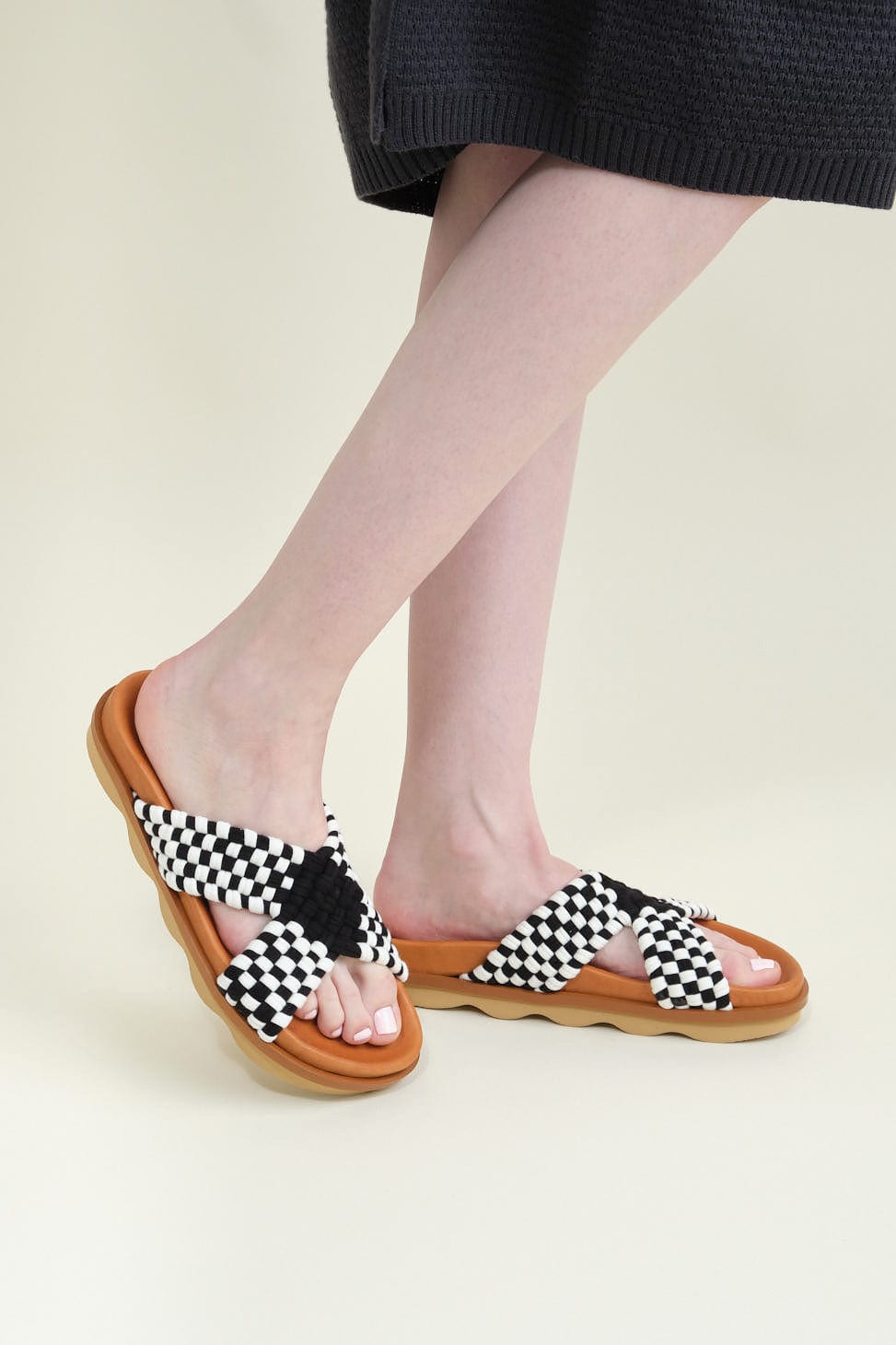 Cruzado Wave Sole Sandal