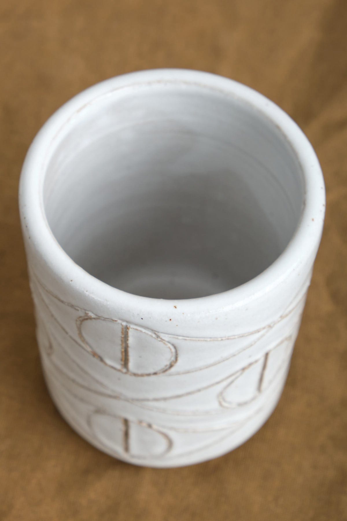 Matthew Ward Studio Felix Tumbler in White Glaze