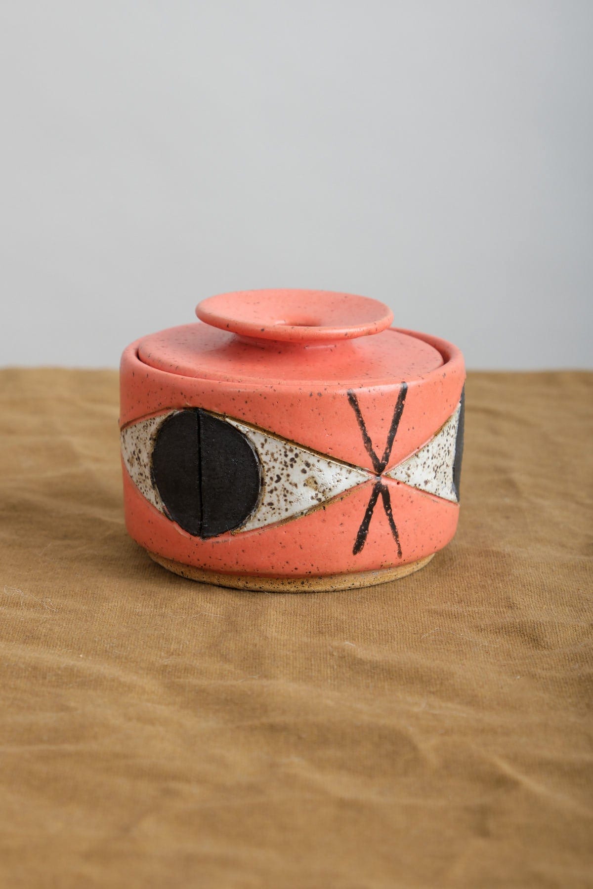 Matthew Ward Studio Medium Felix Jar in Coral
