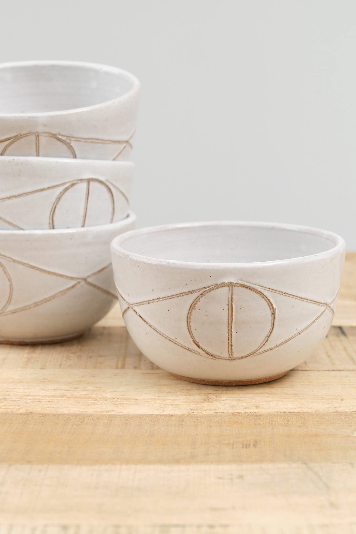 Matthew Ward Studio Home Kitchen Dishware Small Felix Bowl in White White