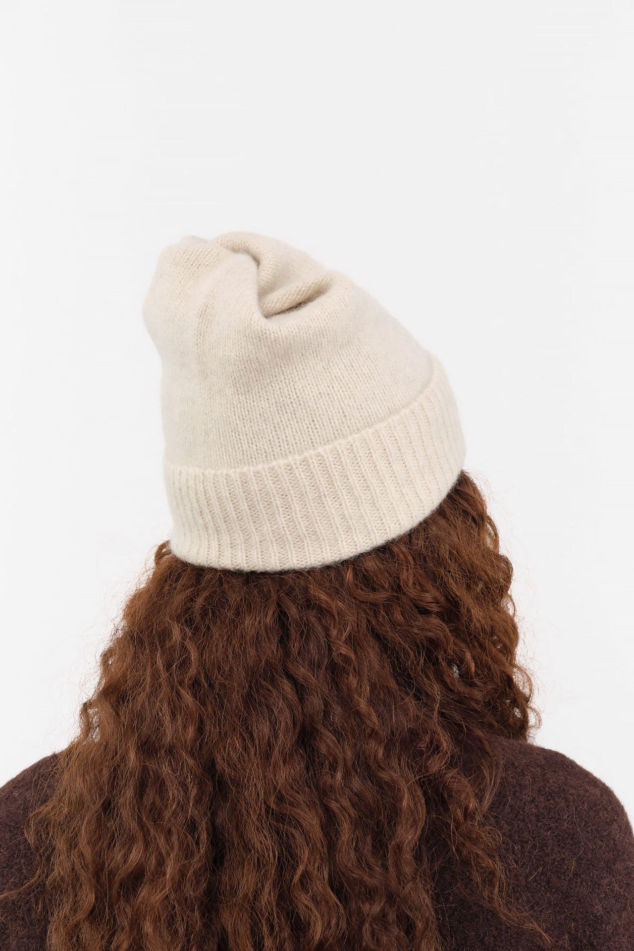 Mature Ha. Accessories Hats Pleats Knit Cap in Natural Natural / One Size