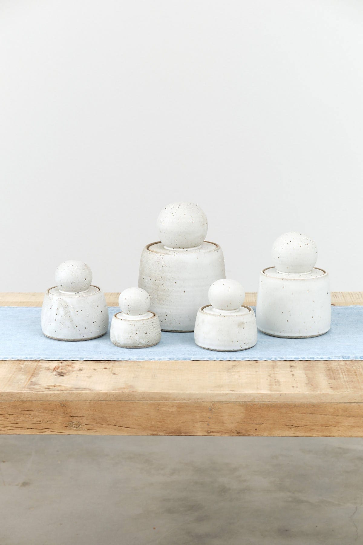 MH Ceramics Home Kitchen Containers Extra Large Stash Jar in Alabaster Alabaster / 6" D X 10" H