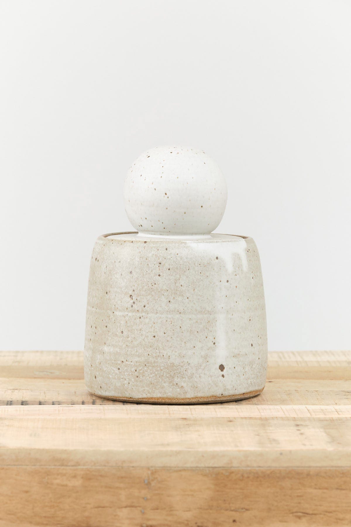 MH Ceramics Home Kitchen Containers Extra Large Stash Jar in Alabaster Alabaster / 6" D X 10" H