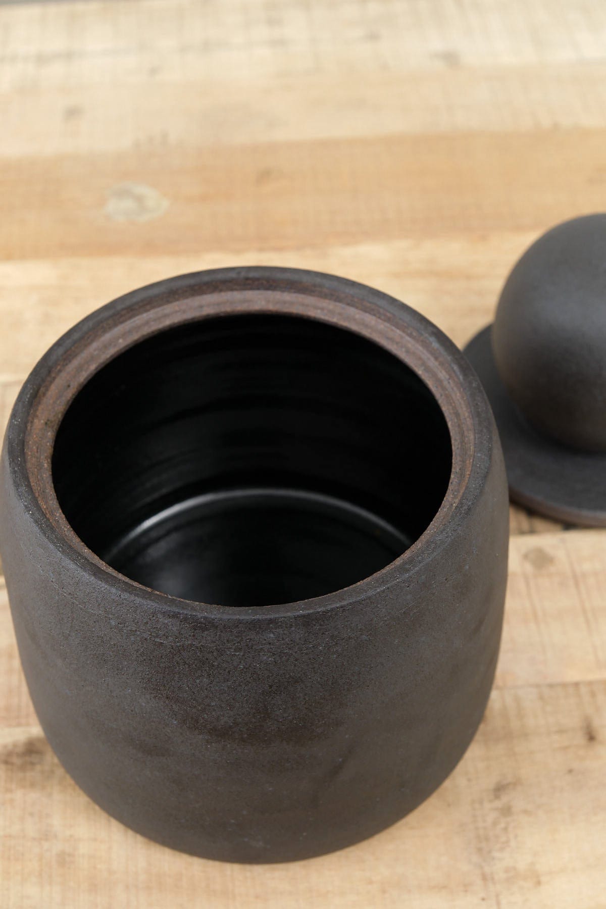 MH Ceramics Home Kitchen Containers Extra Large Stash Jar in Charcoal Charcoal / 6" D X 10" H