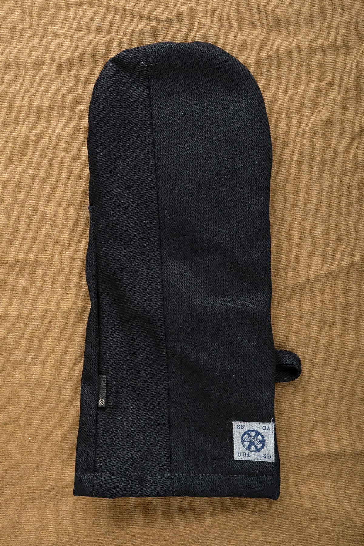 Mi Cocina Home Kitchen Serving Dual-Hand Oven Mitt Black Denim