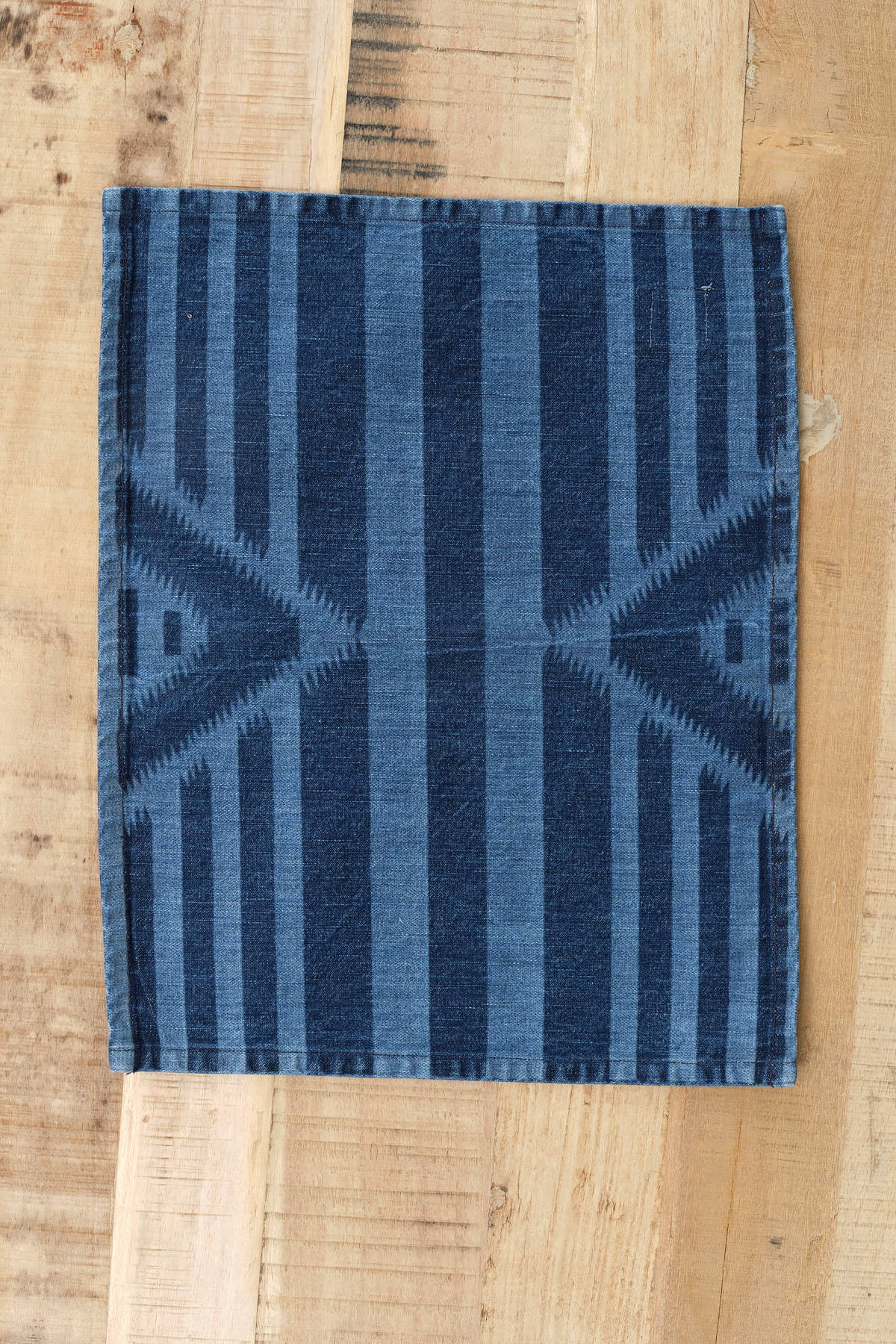 Mi Cocina Home Kitchen Placemats Indigo Denim Placemat Sunrise / 14" X 18"