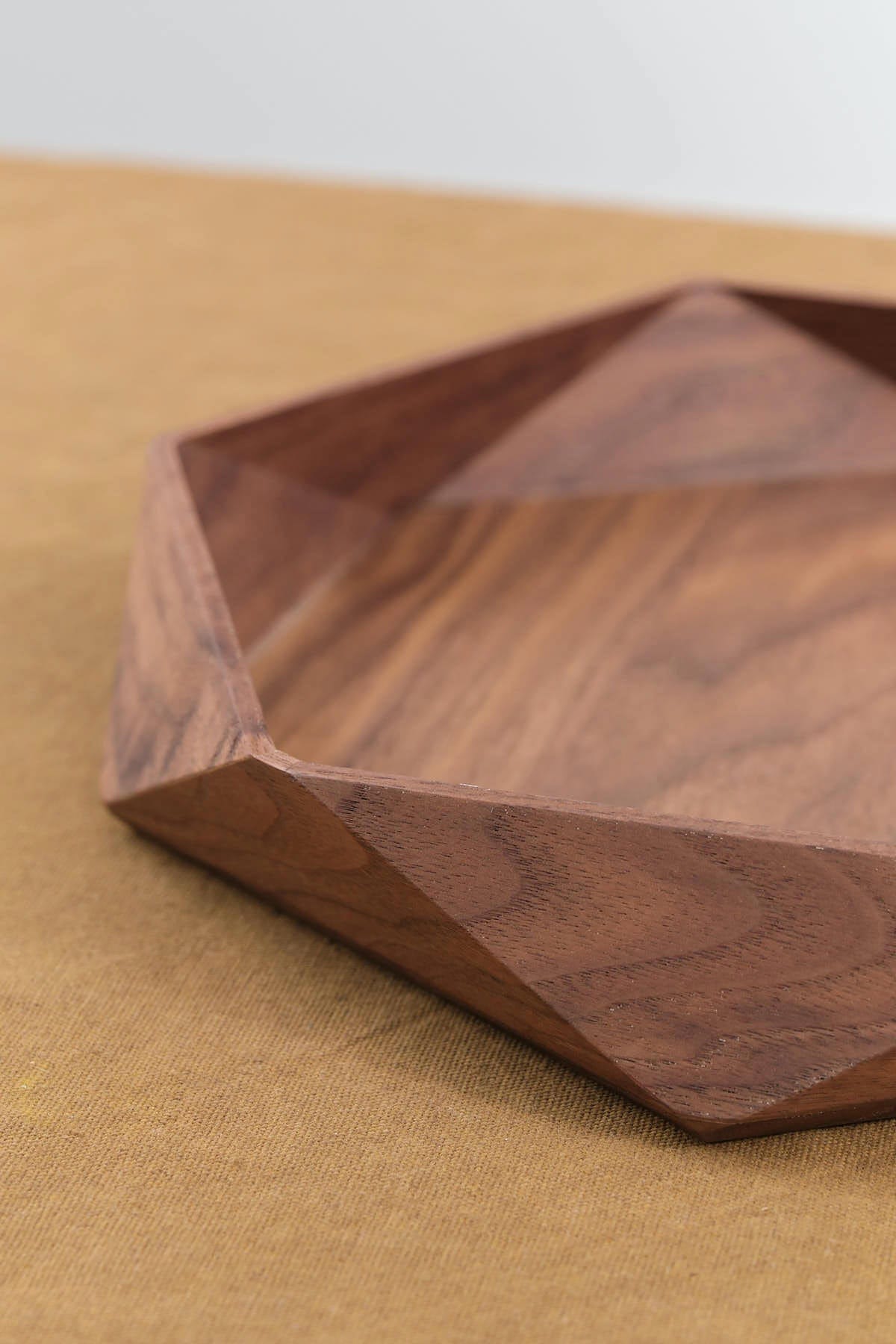 Mitsuru Home Kitchen Serving Geometric Ash Wood Tray Ash Wood / 9 1/2" D X 1 1/2" H