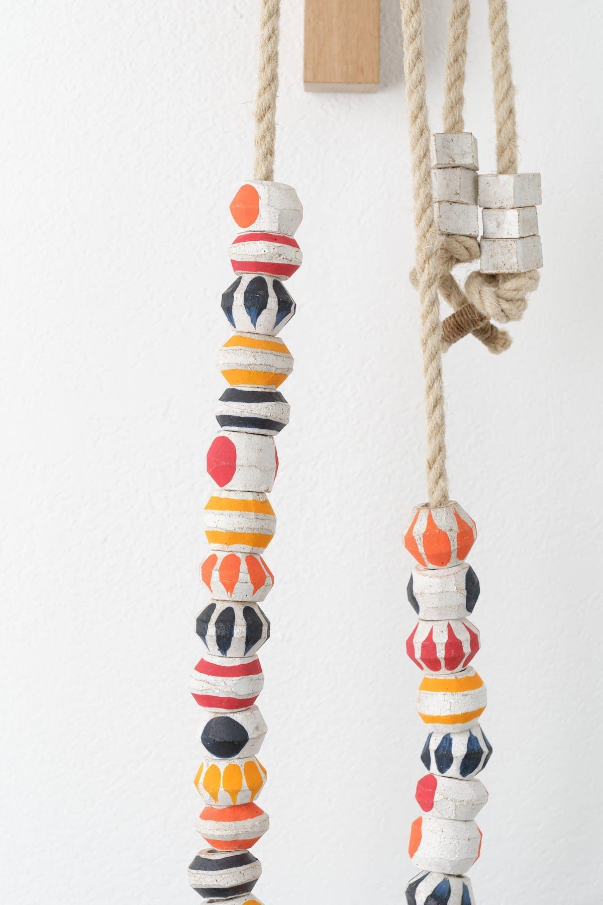 MQuan Art Ceramics Garland 27: African Multi Multi / 21" L