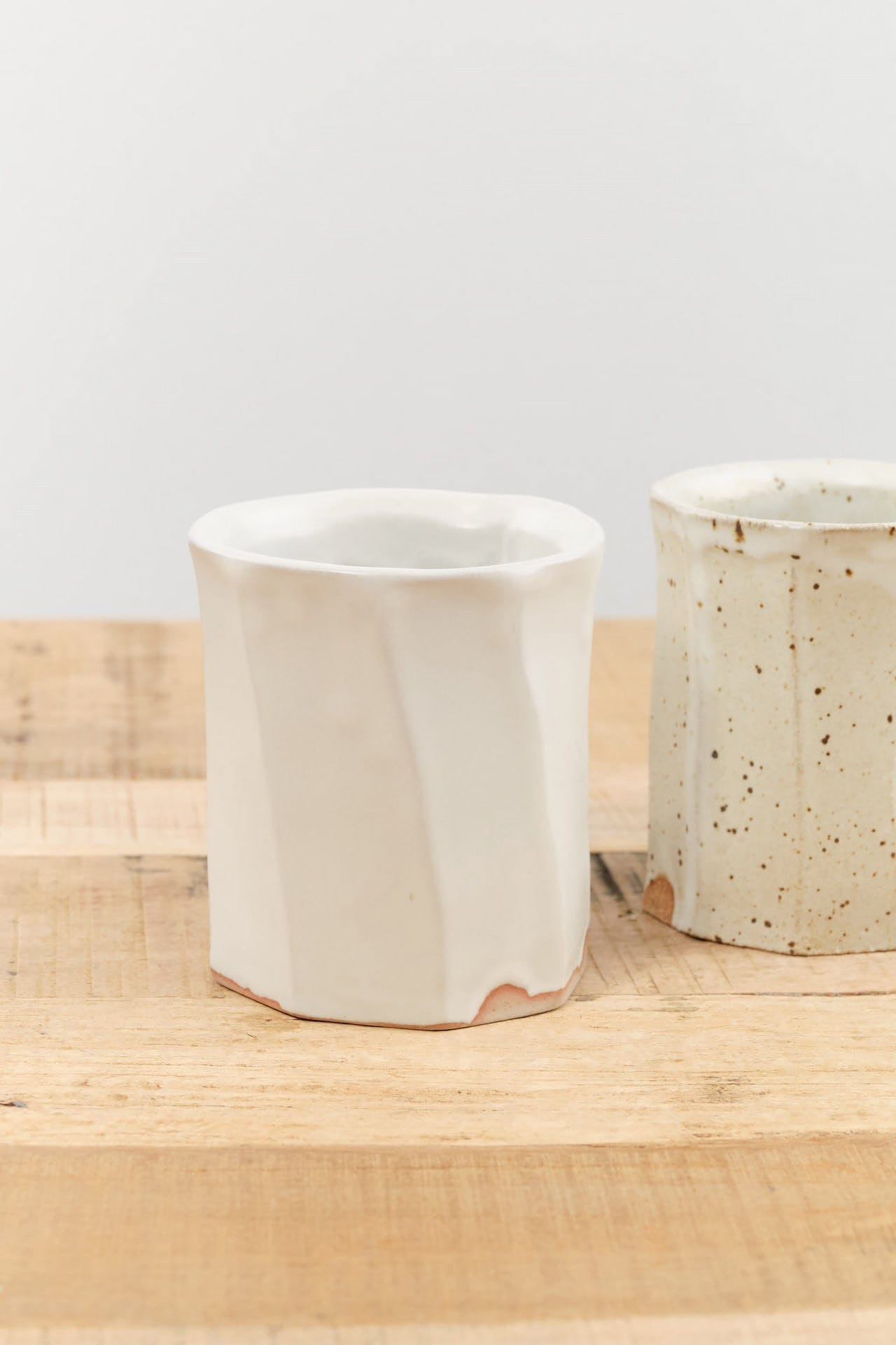 Mt. Washington Pottery Home CoffeeTea Facet Tumbler in Matte White Matte White / 3.5" Dia X 4" H