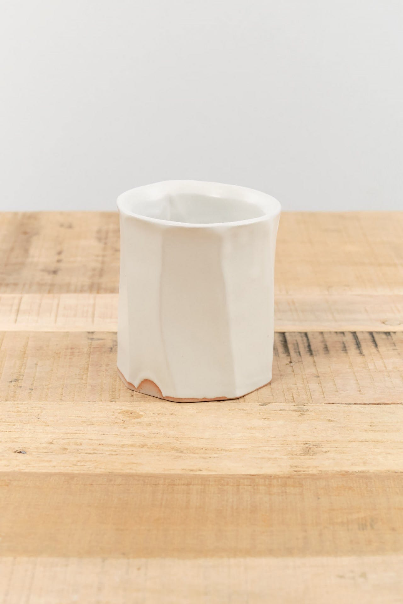 Mt. Washington Pottery Home CoffeeTea Facet Tumbler in Matte White Matte White / 3.5" Dia X 4" H