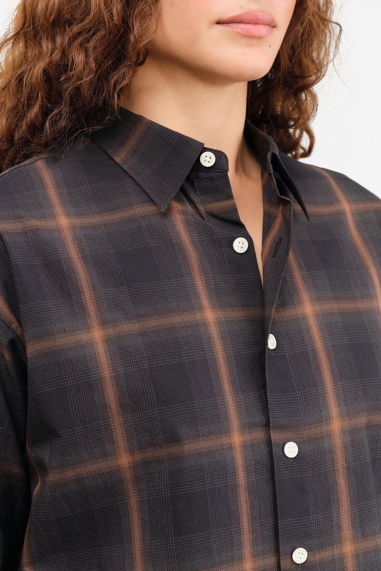 Nicholson & Nicholson Apparel Womens Blouses Sara Top in Brown/Check