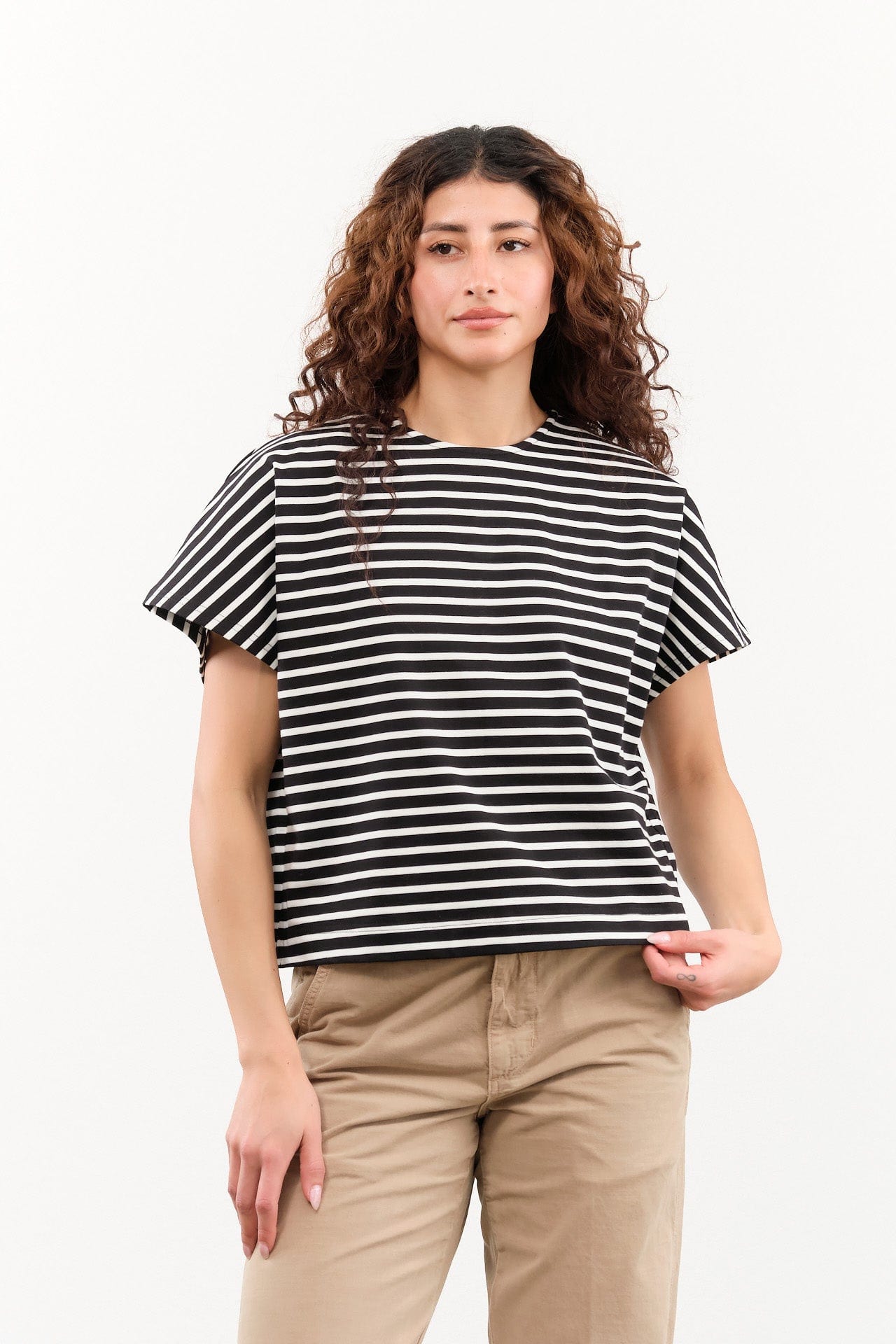 Nicholson & Nicholson Apparel Womens Blouses Tina Top in Black/White