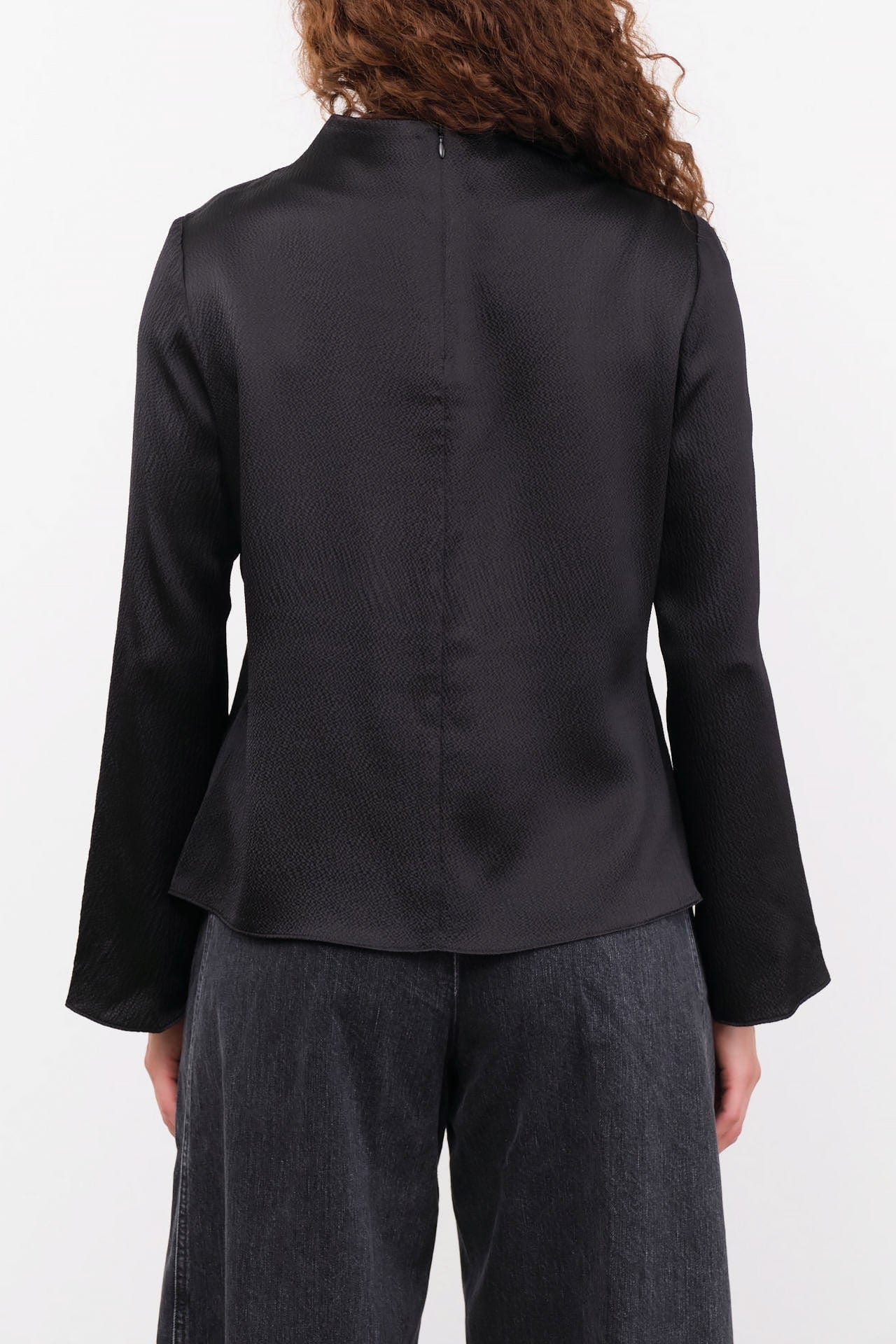 No. 6 Apparel Womens Blouses Diane Top in Black Magnolia
