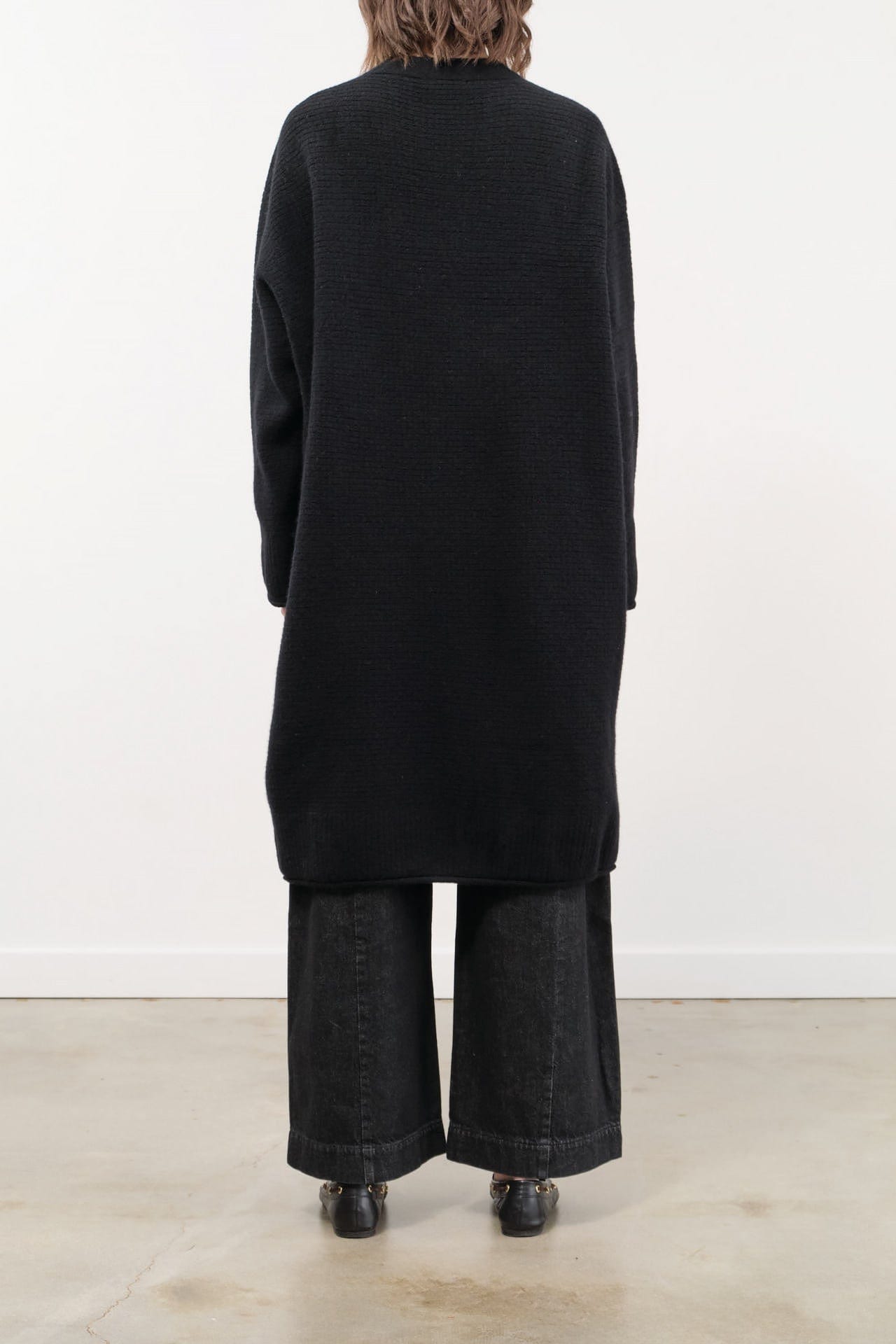 Pas de Calais Apparel Womens Sweaters Cashmere Lambs Wool Cardigan Coat in Black