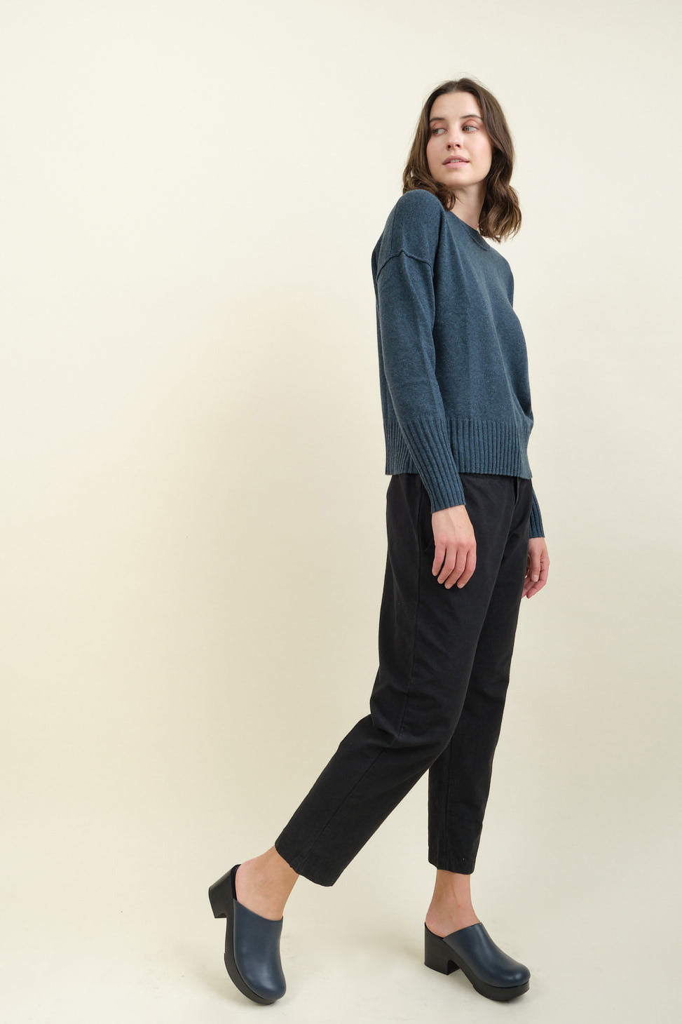 Cotton Ramie Classic Pants in Black