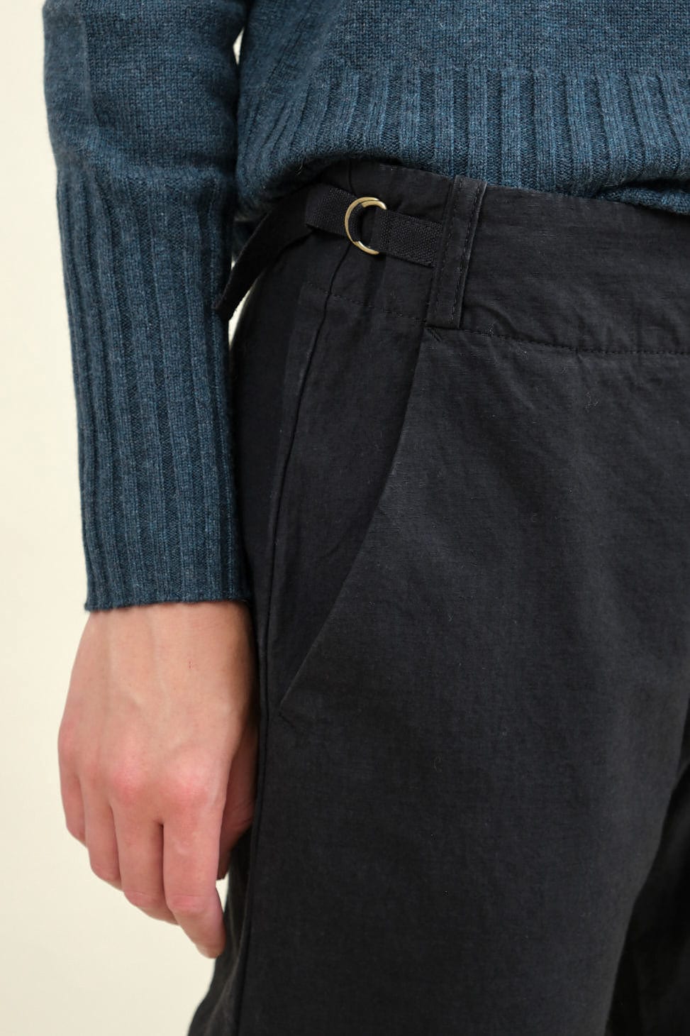 Side tab on Cotton Ramie Classic Pants in Black