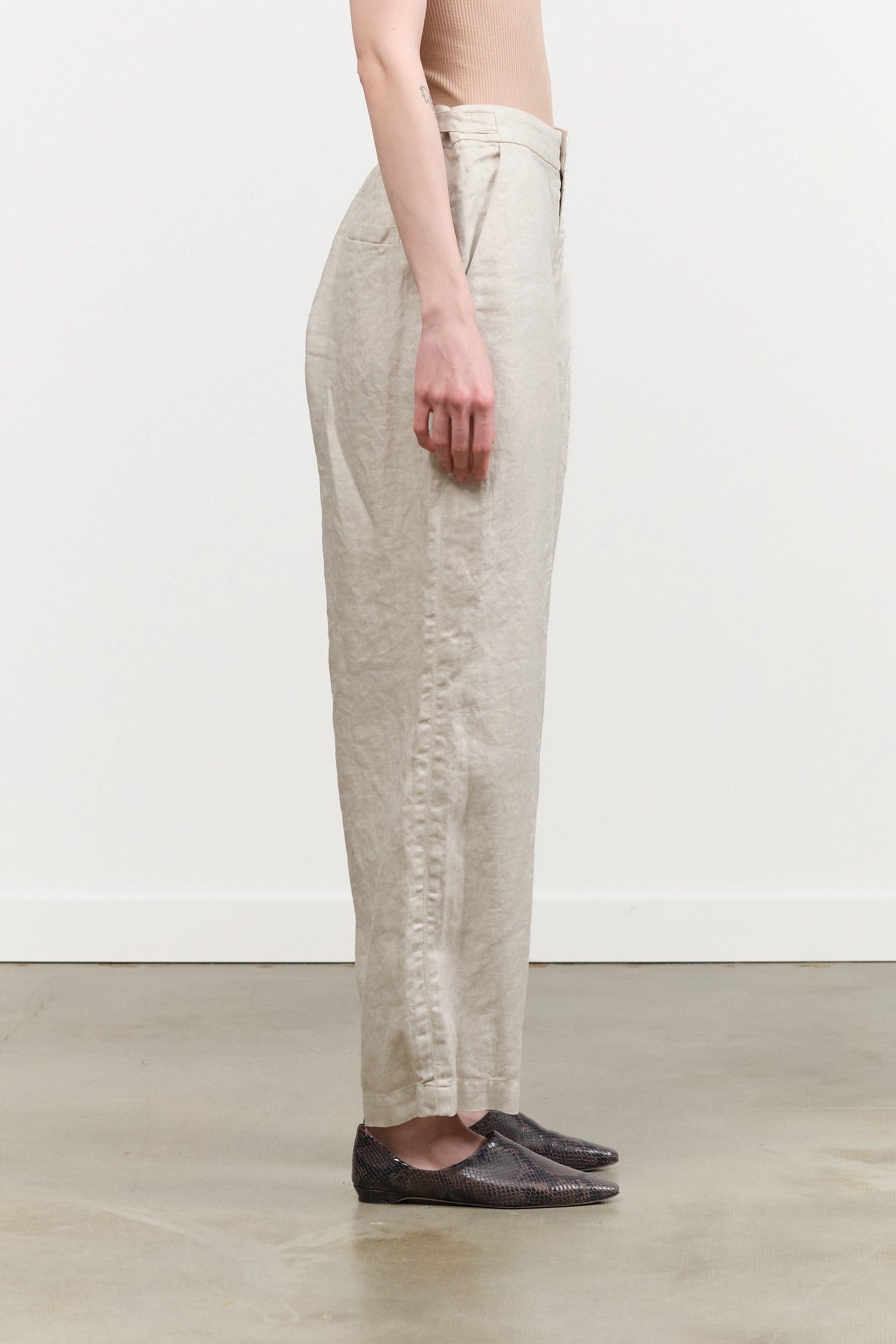 Pas de Calais Apparel Womens Pants Linen Twill Wide Pants in Light Gray