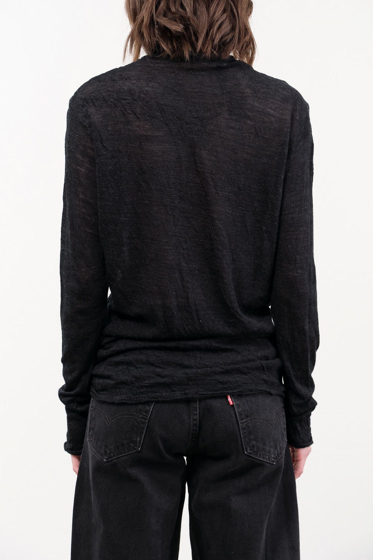 Pas de Calais Apparel Womens Sweaters Wool Gauze Crinkle Turtleneck Jersey Pullover in Charcoal
