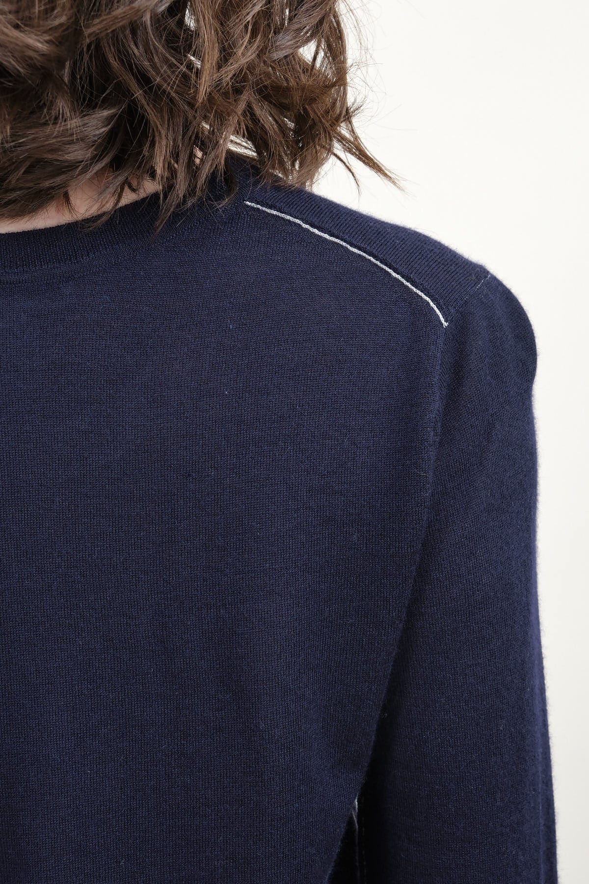 Shoulder detailing on L/S Crew in Navy