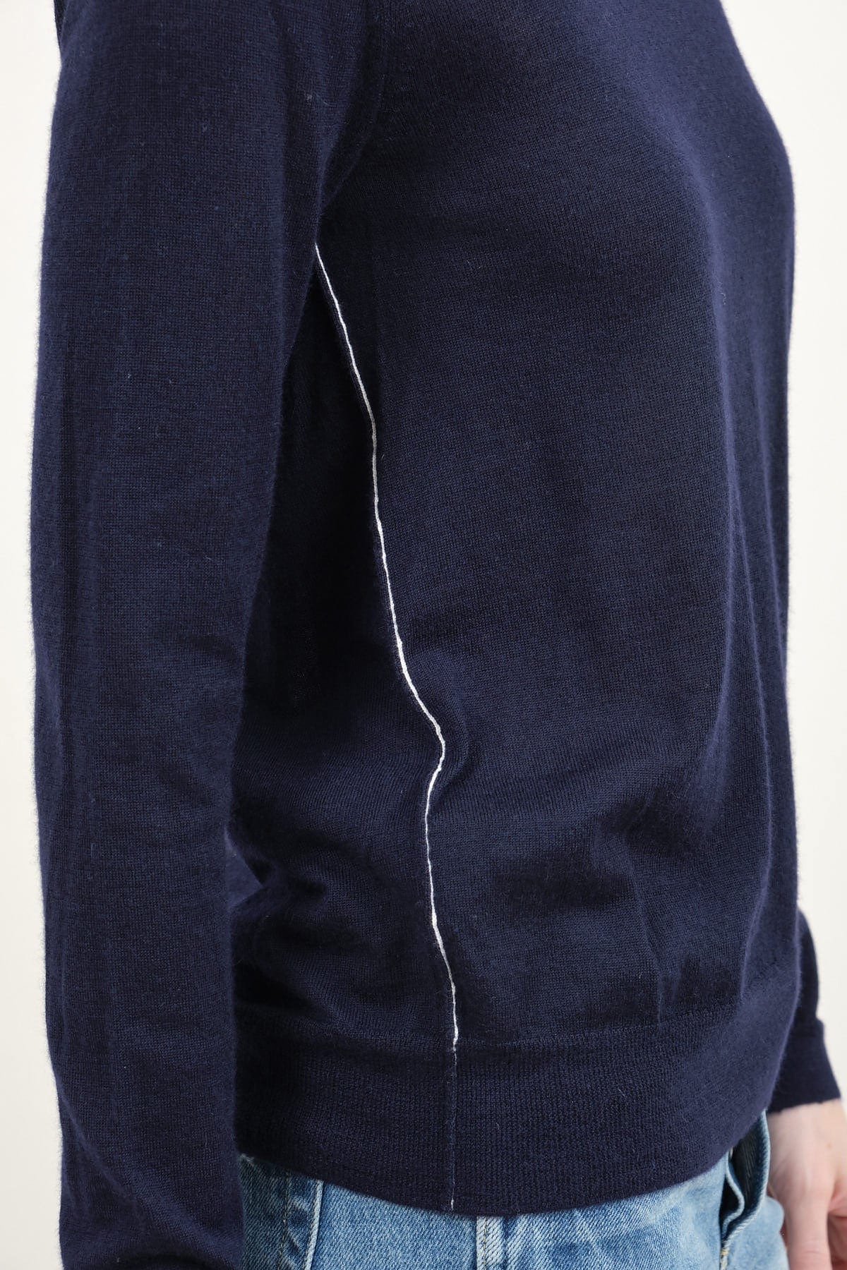 Exposed seam on L/S Crew in Navy