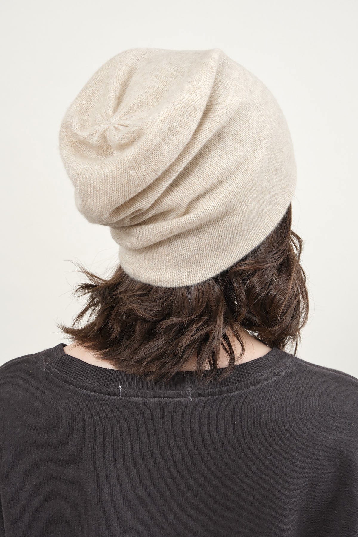 Back of Slouchy Beanie in Oatmeal