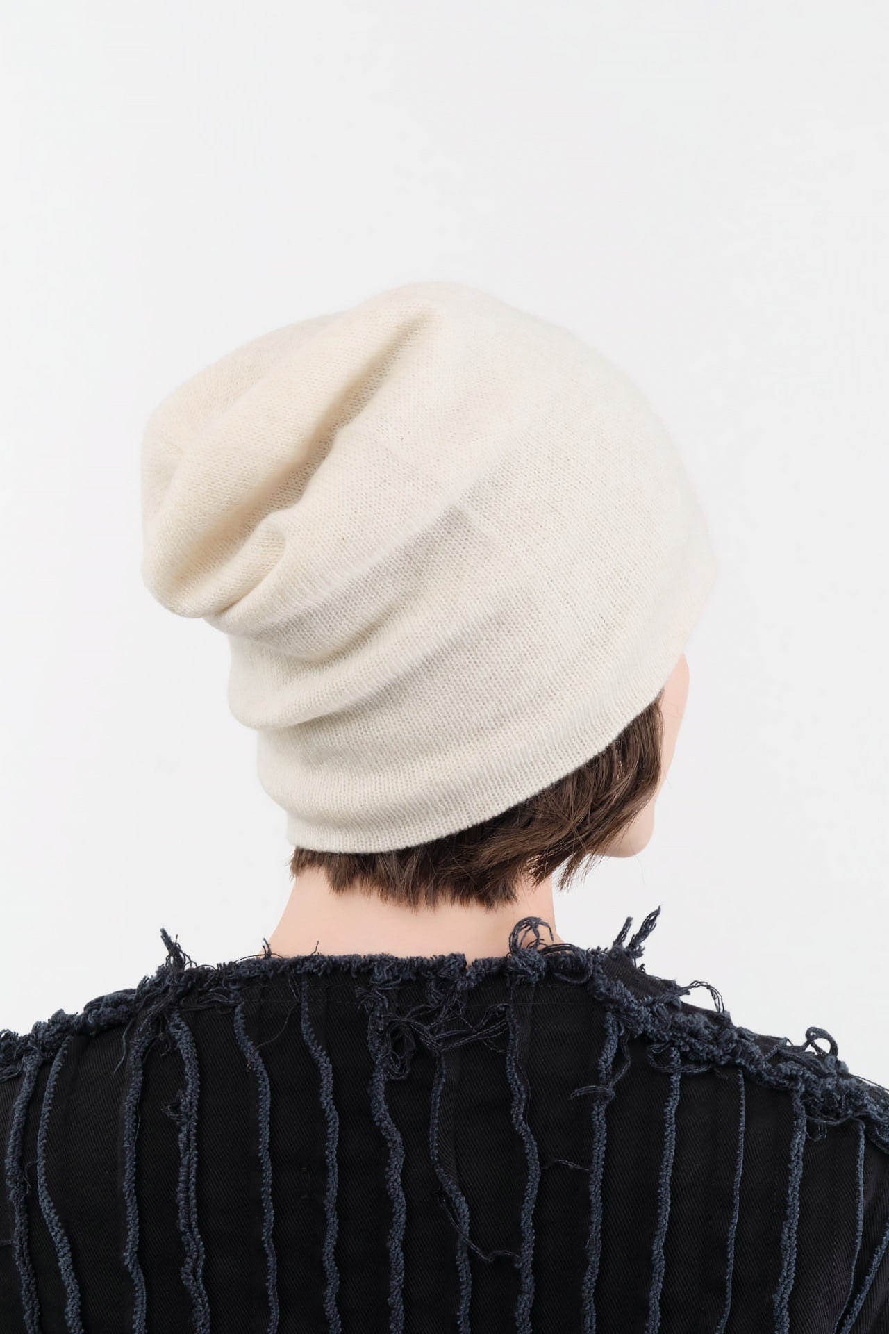 Paychi Guh Accessories Hats Slouchy Beanie in Natural Natural / One Size