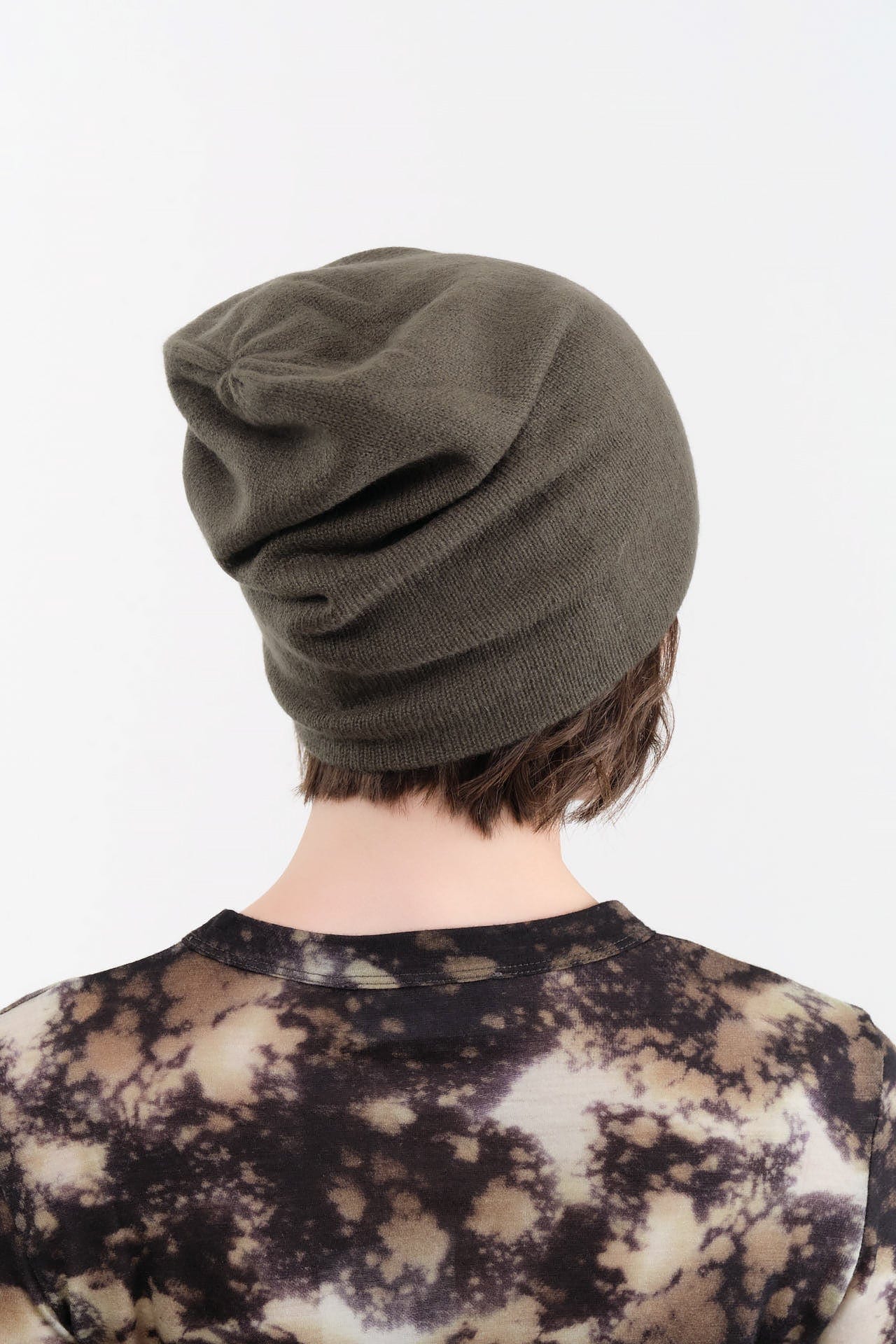 Paychi Guh Accessories Hats Slouchy Beanie in Olive Olive / One Size