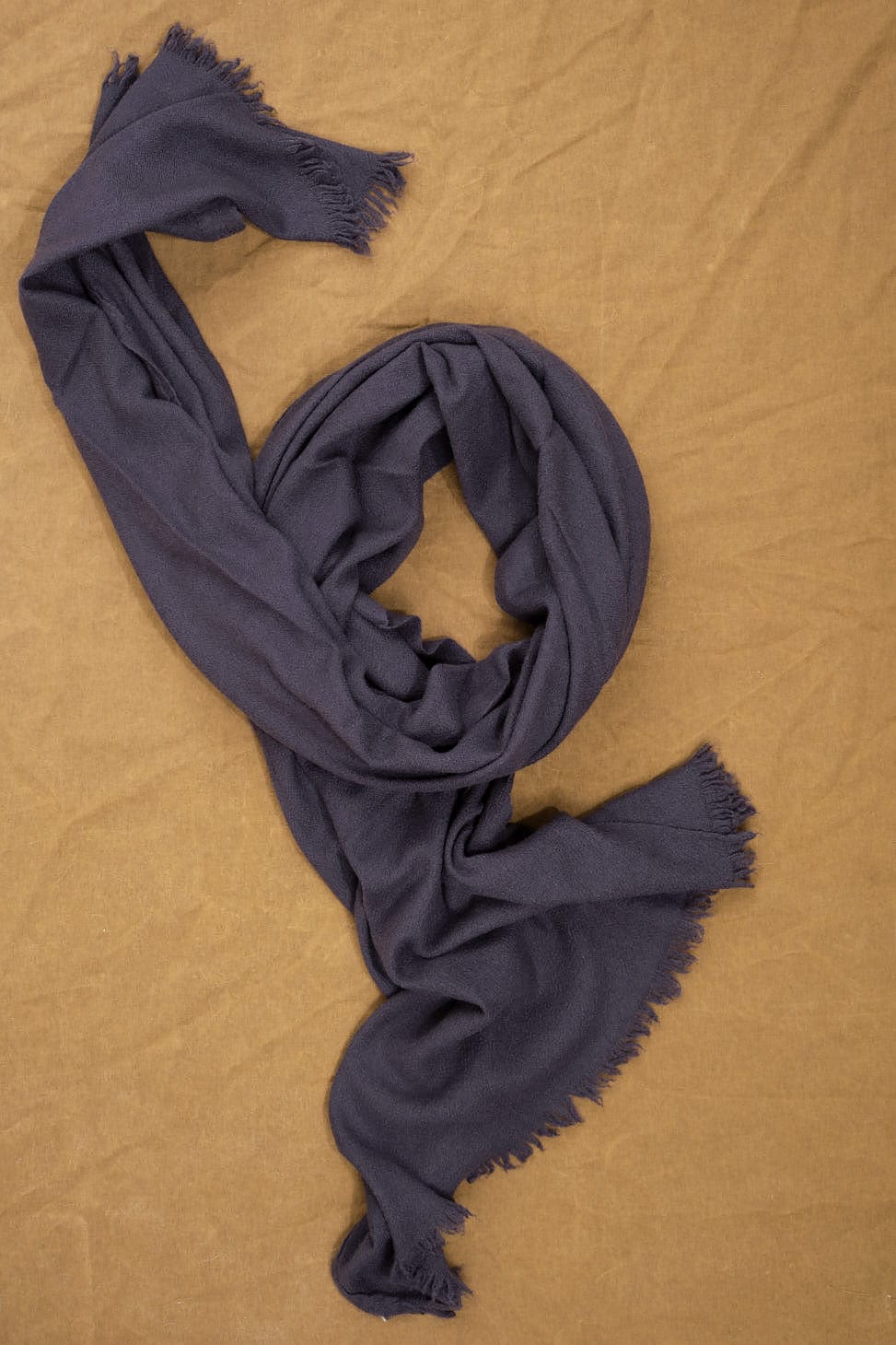 610 Sim Cashmere Scarf in Japanese Blue