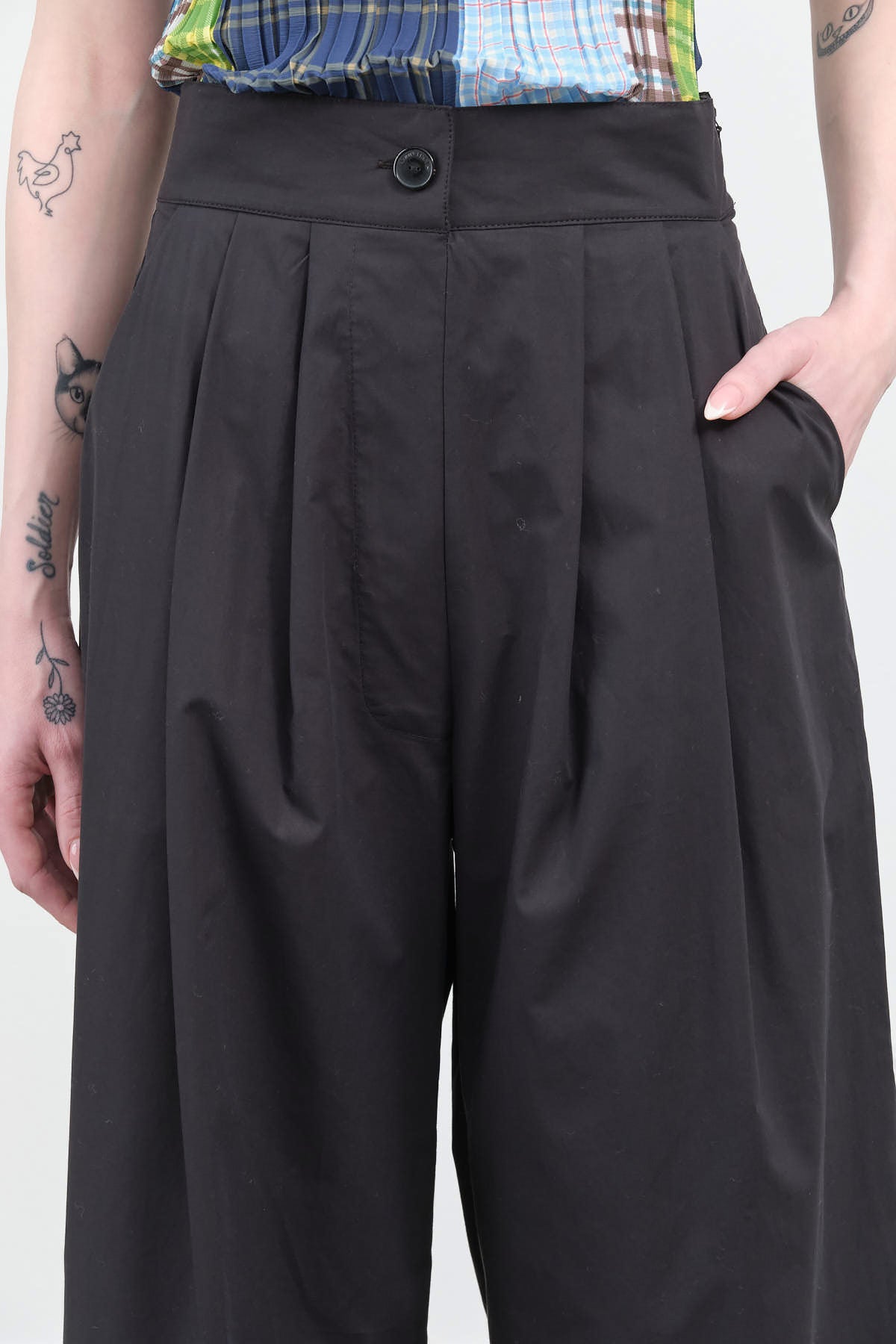 Waist view of Coxsone Pant in Black
